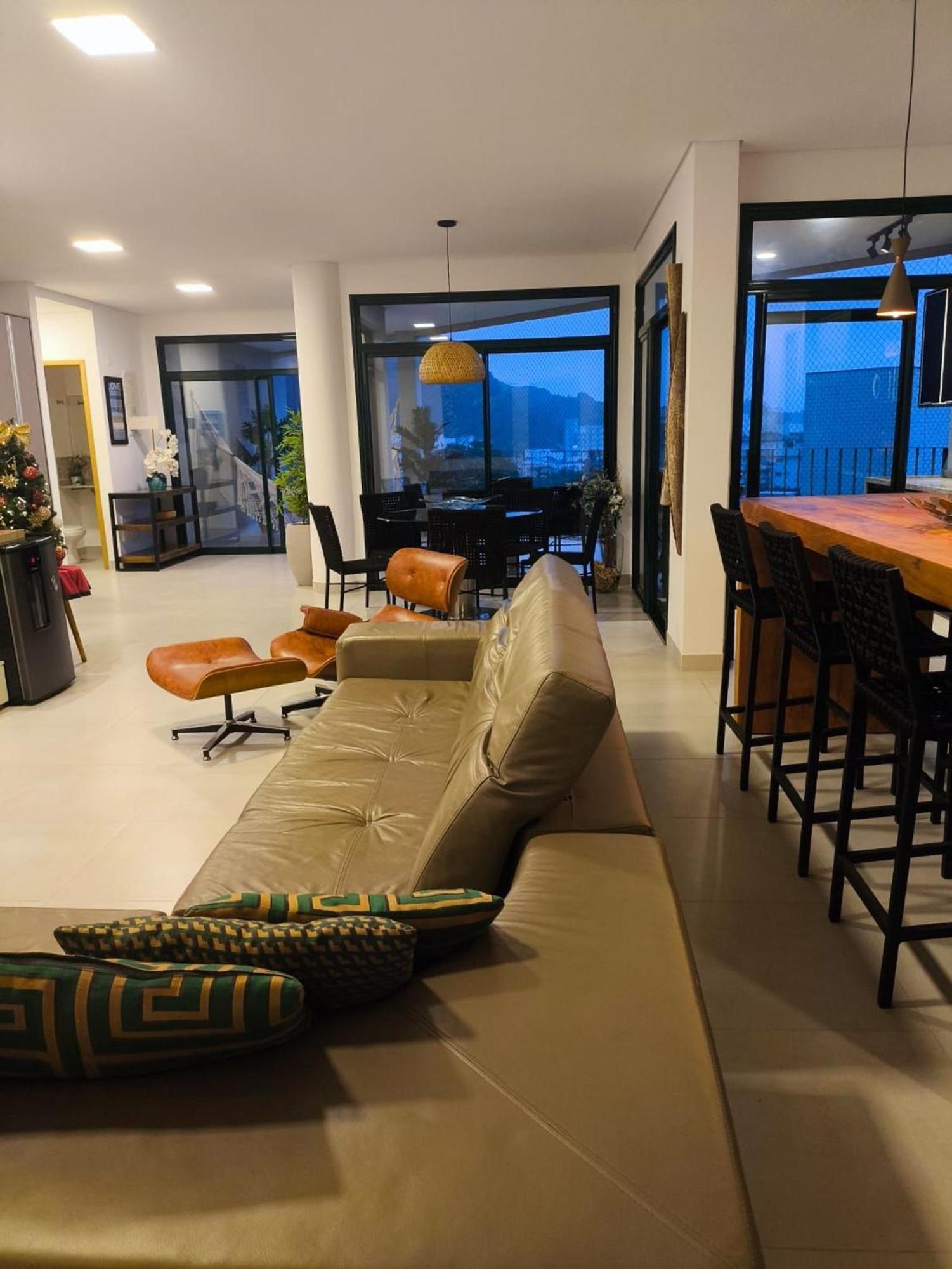 O Maior Residencial Da Grande De *